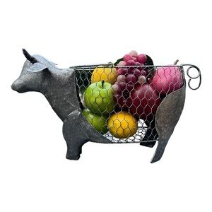 Farmhouse Rustic Meral/Wire Bull With Handle Home Decor